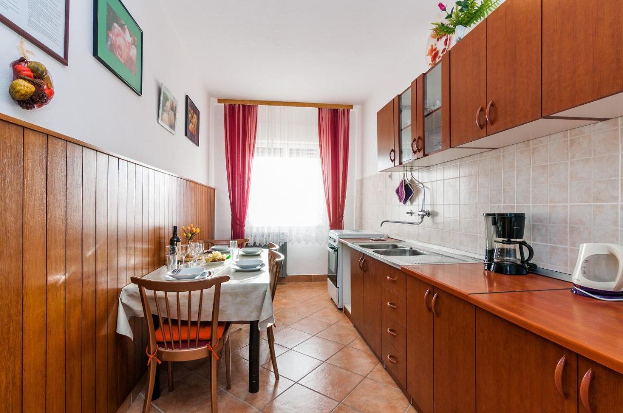 Apartments For Families With Children Privlaka, Zadar - 5747 外观 照片