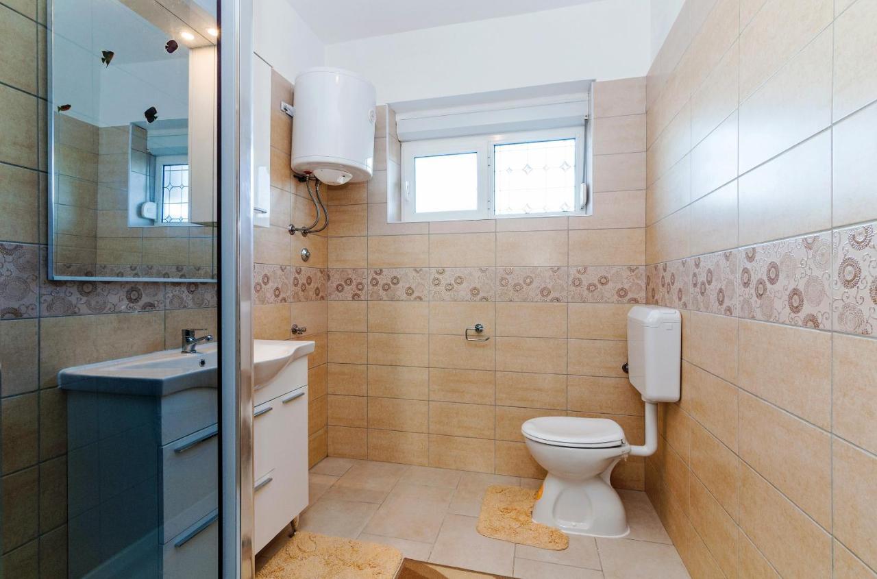 Apartments For Families With Children Privlaka, Zadar - 5747 外观 照片